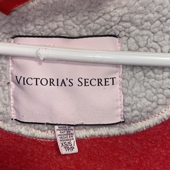Victoria Secret XS VS Cozy Soft Sherpa Hooded Robe - Picture 2 of 12